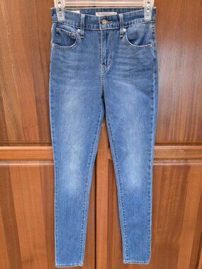 721 LEVI highrise skinny jeans size 25